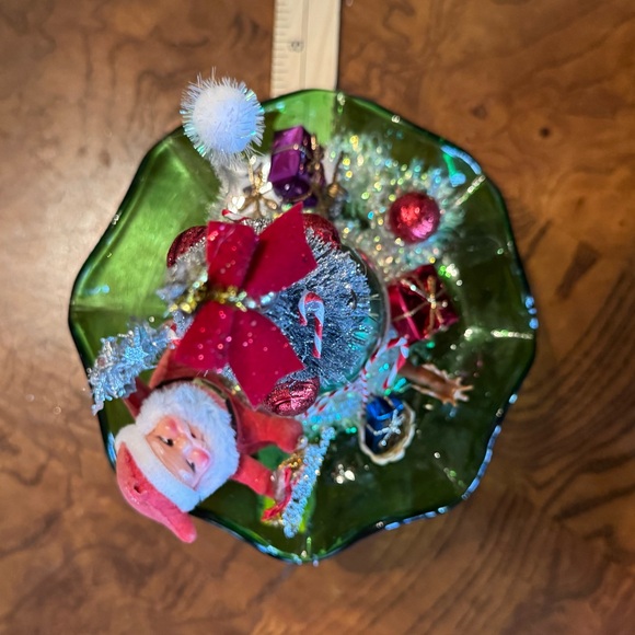 SOLD- Handmade Holiday vintage centerpiece 🌲 - Picture 9 of 9